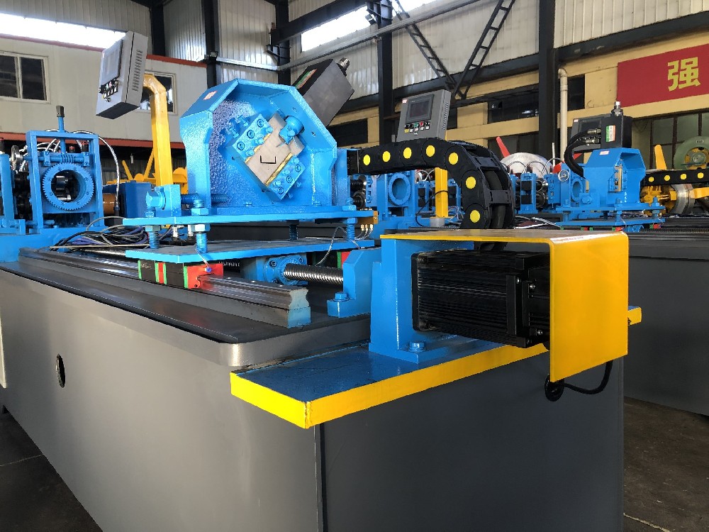 中拓冷彎設(shè)備：與美新設(shè)備同臺競技，共譜科技華章